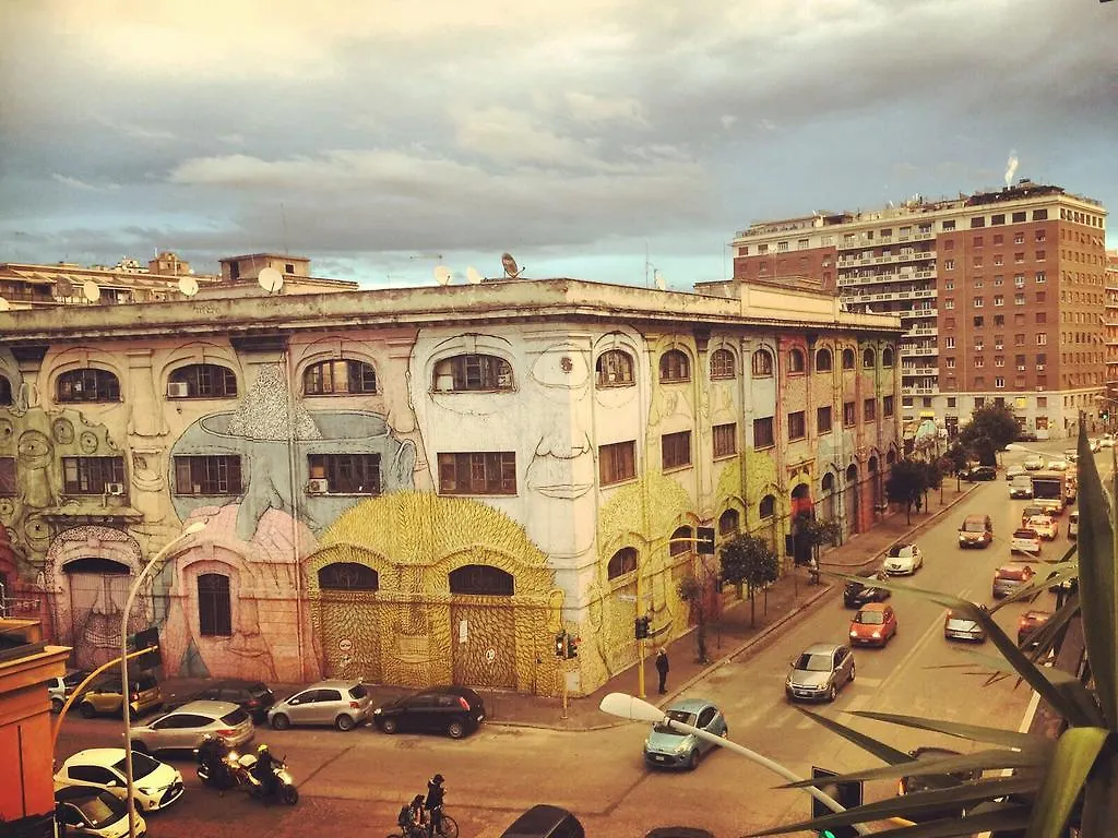Apartment Appartamento Gazometro Rome